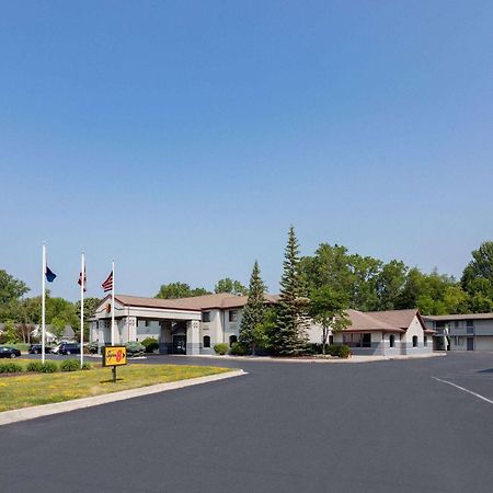 Super 8 By Wyndham Marysville/Port Huron Area Екстер'єр фото