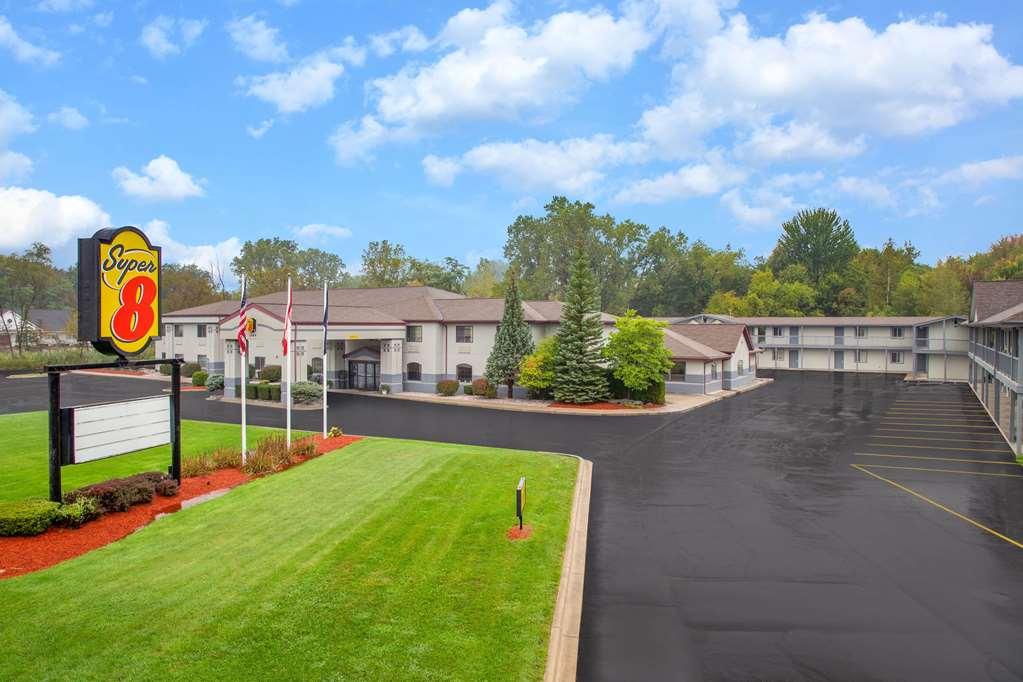 Super 8 By Wyndham Marysville/Port Huron Area Екстер'єр фото