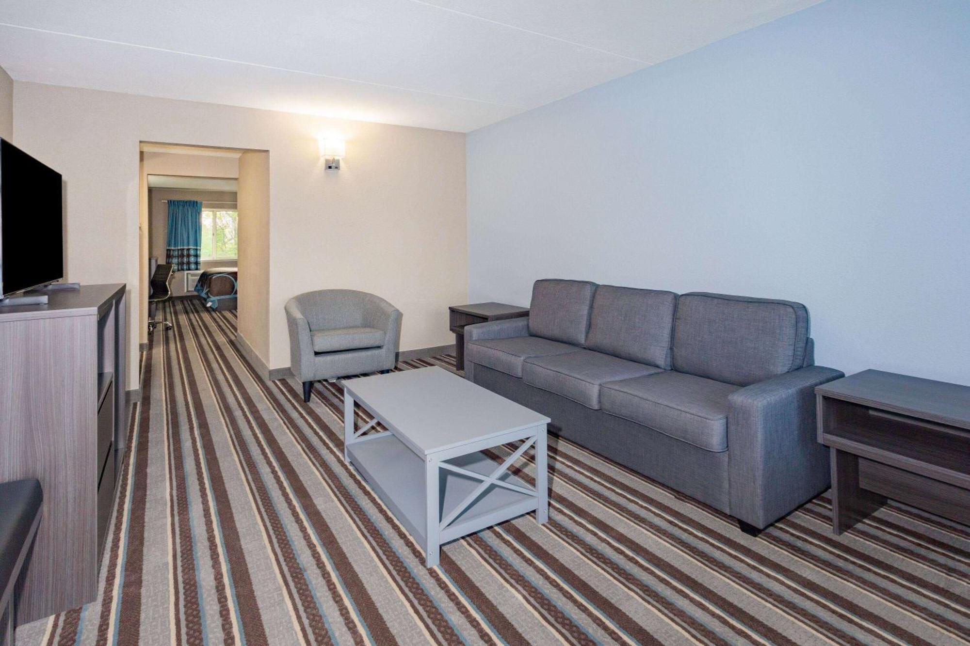 Super 8 By Wyndham Marysville/Port Huron Area Екстер'єр фото